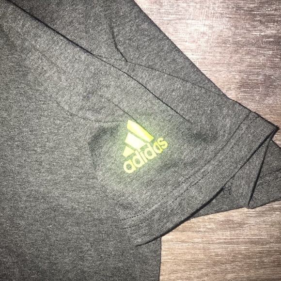 Adidas T-shirt - Picture 2 of 3